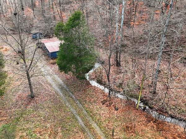10.1 Acres of Land for Sale in Indian Mound, Tennessee