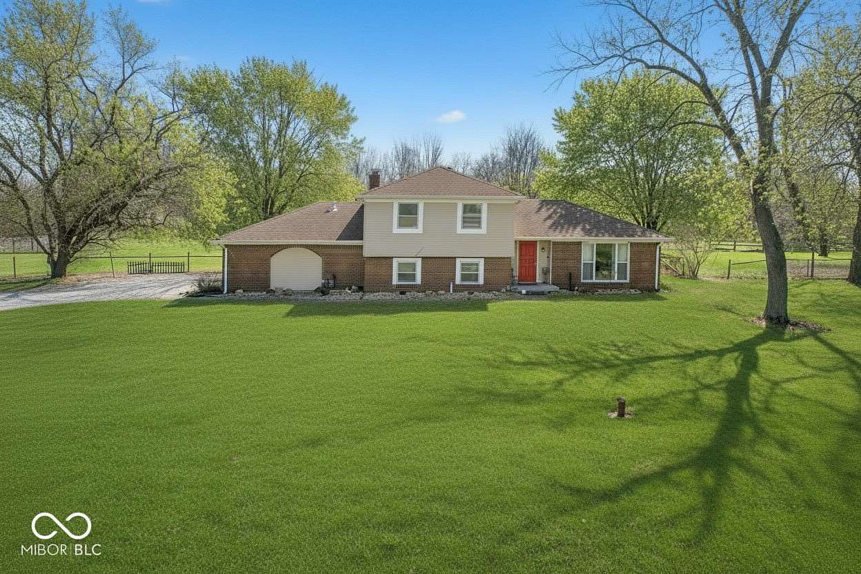 5.2 Acres of Land with Home for Sale in Whiteland, Indiana