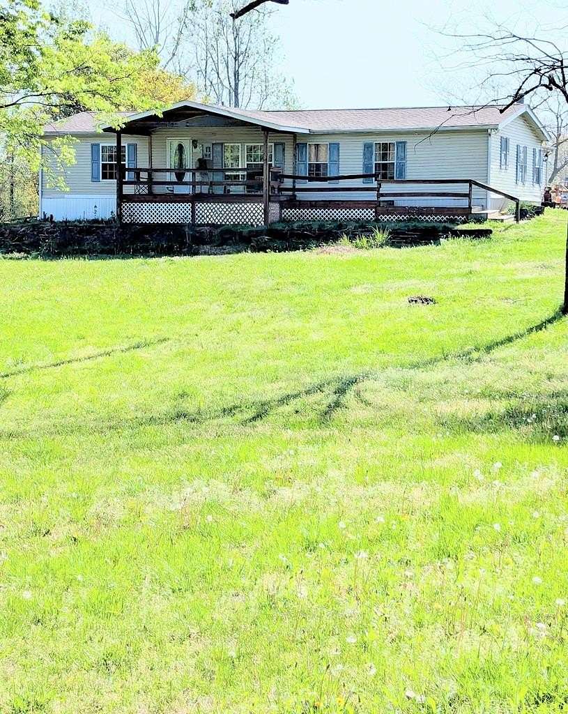 6.5 Acres of Land with Home for Sale in Paris, Tennessee