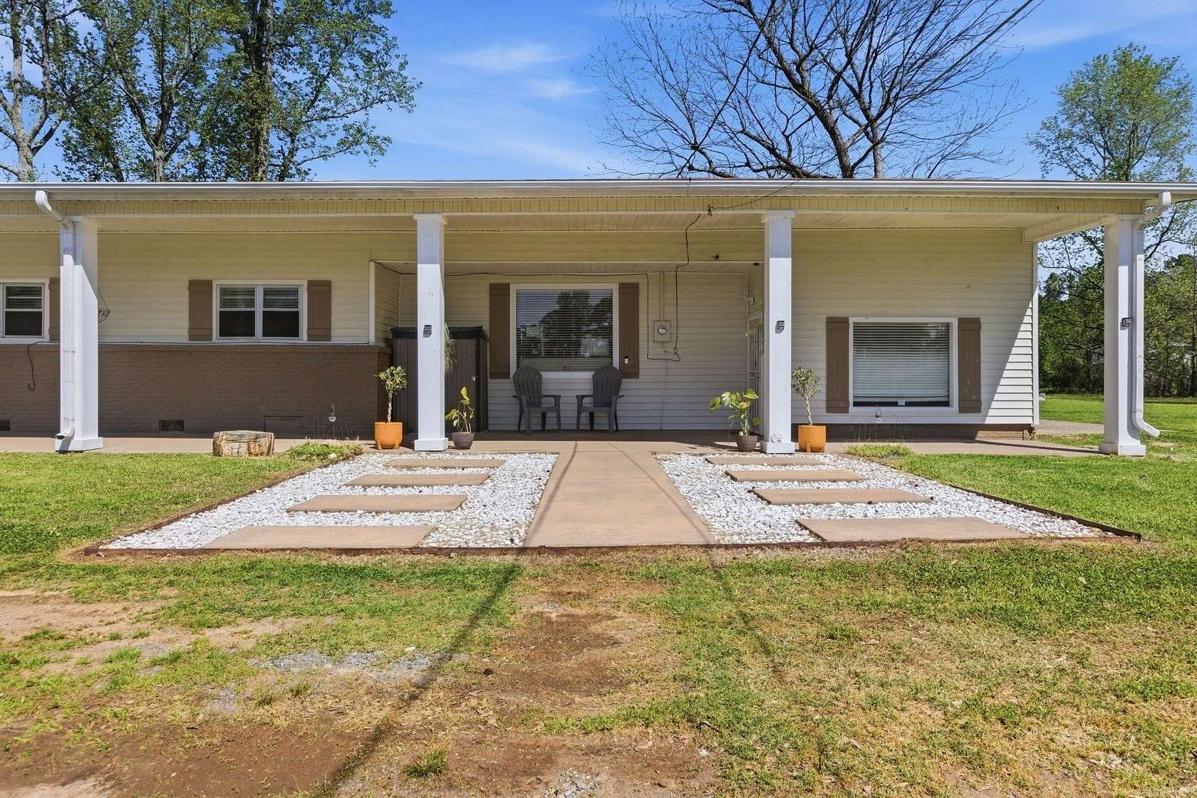 1.55 Acres of Land with Home for Sale in Pine Bluff, Arkansas