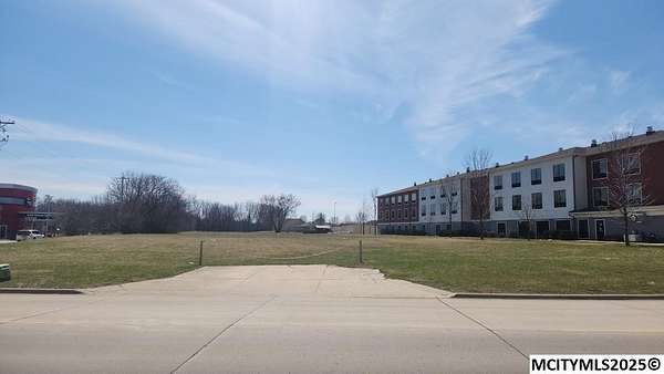 1.82 Acres of Residential Land for Sale in Mason City, Iowa