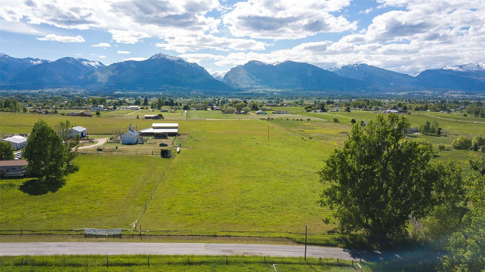 9.74 Acres of Residential Land for Sale in Corvallis, Montana