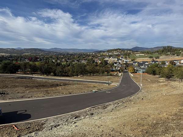 1.22 Acres of Residential Land for Sale in Eagle Point, Oregon