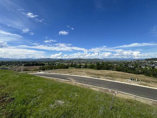 1.22 Acres of Residential Land for Sale in Eagle Point, Oregon