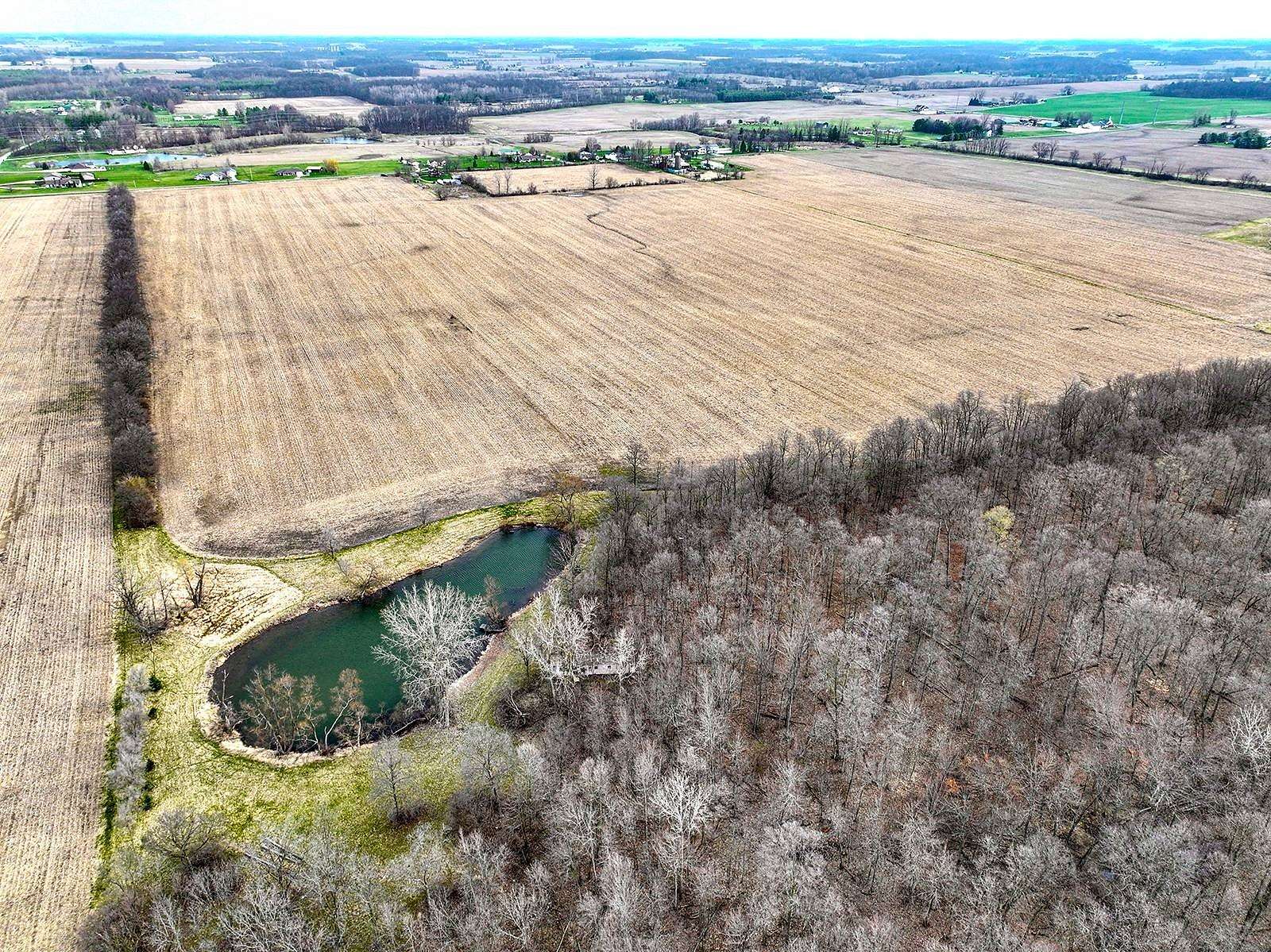 90 Acres of Land for Sale in Auburn, Indiana