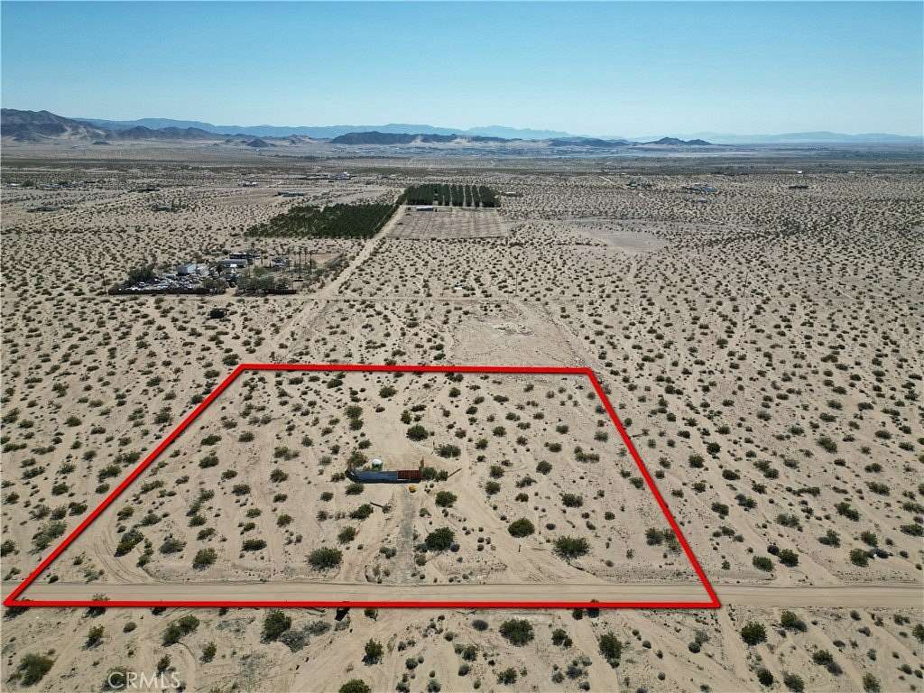 2.5 Acres of Land for Sale in Twentynine Palms, California
