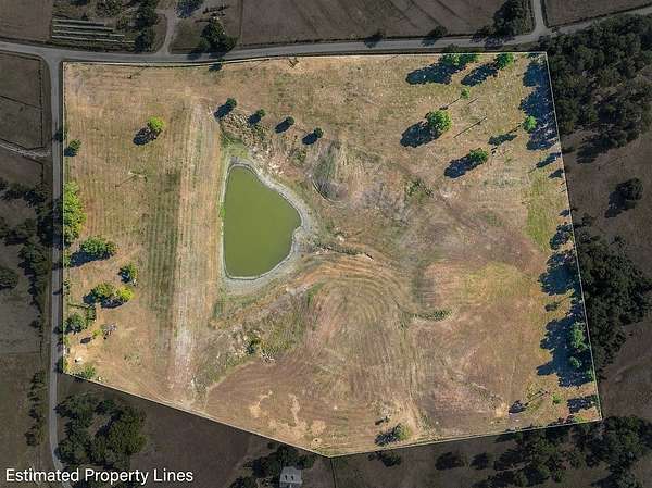 25 Acres of Agricultural Land for Sale in Brenham, Texas