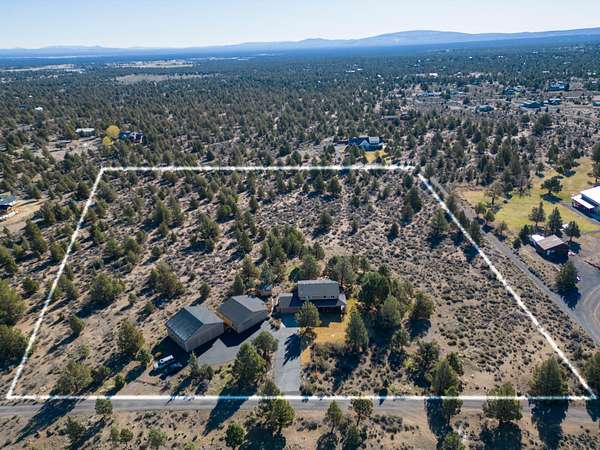 10 Acres of Land with Home for Sale in Bend, Oregon
