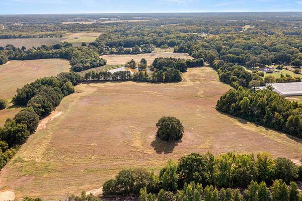 4 Acres of Residential Land for Sale in Arlington, Tennessee