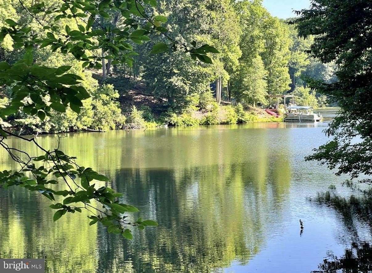 1.22 Acres of Land for Sale in Montross, Virginia