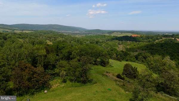 187 Acres of Land for Sale in Delaplane, Virginia