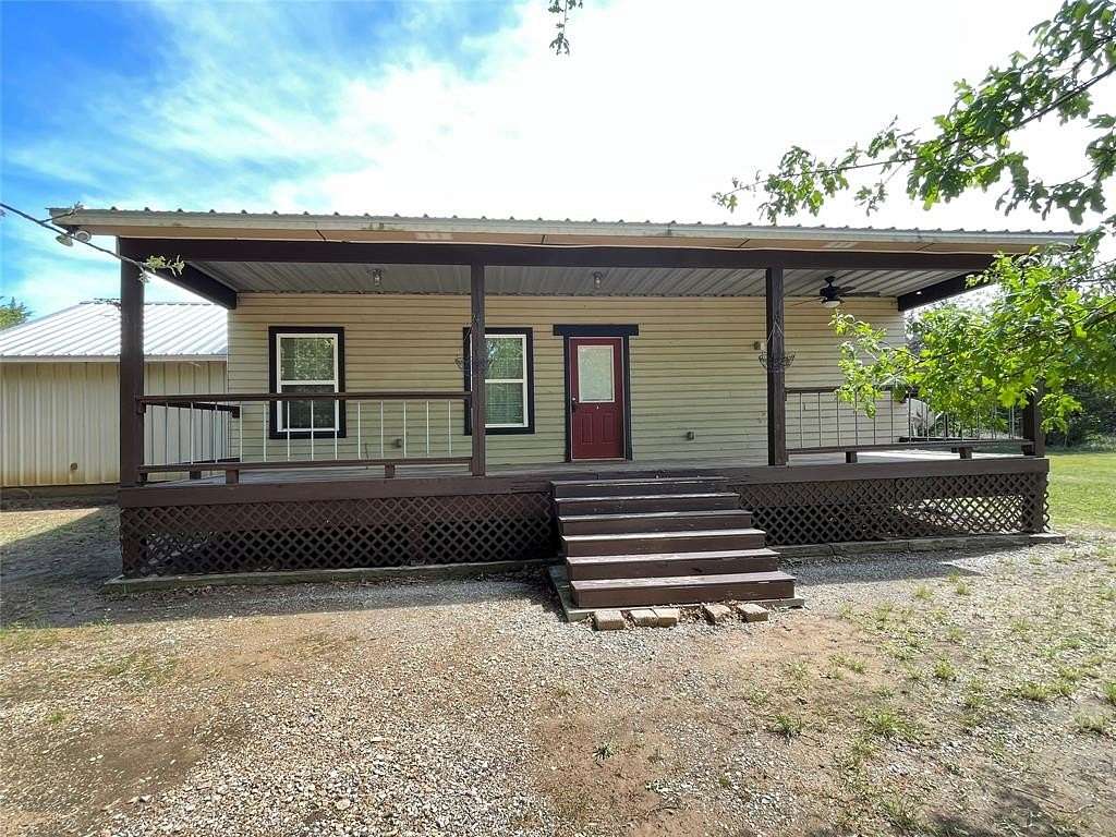 3 Acres of Land with Home for Sale in Savoy, Texas