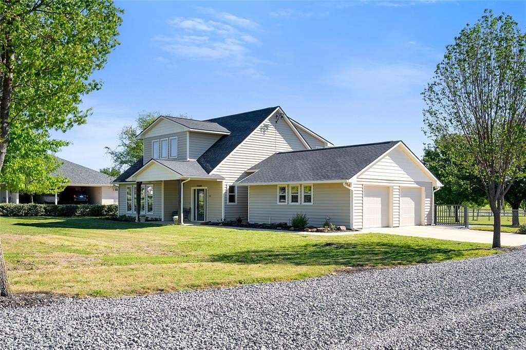 2.28 Acres of Land with Home for Sale in Van Alstyne, Texas