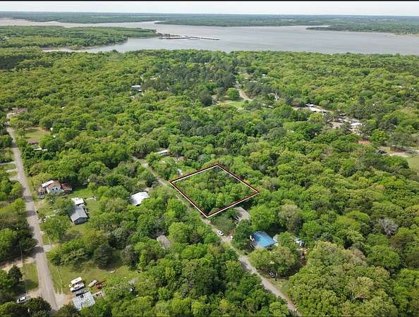 0.41 Acres of Land for Sale in Pottsboro, Texas
