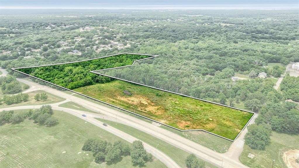 11 Acres of Mixed-Use Land for Sale in Denison, Texas