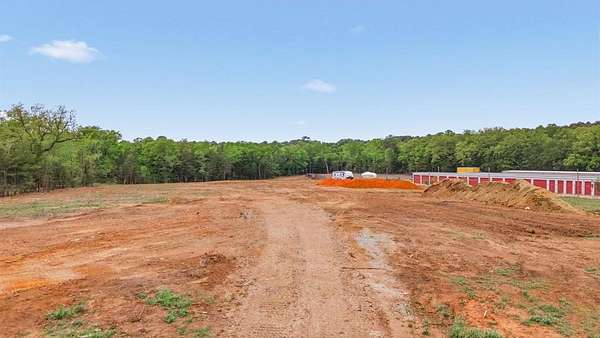 5 Acres of Mixed-Use Land for Sale in Flint, Texas