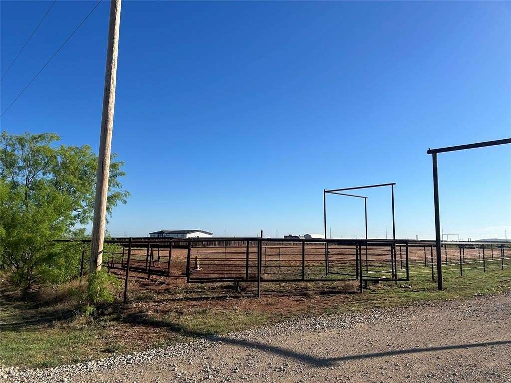 10 Acres of Land with Home for Lease in Abilene, Texas