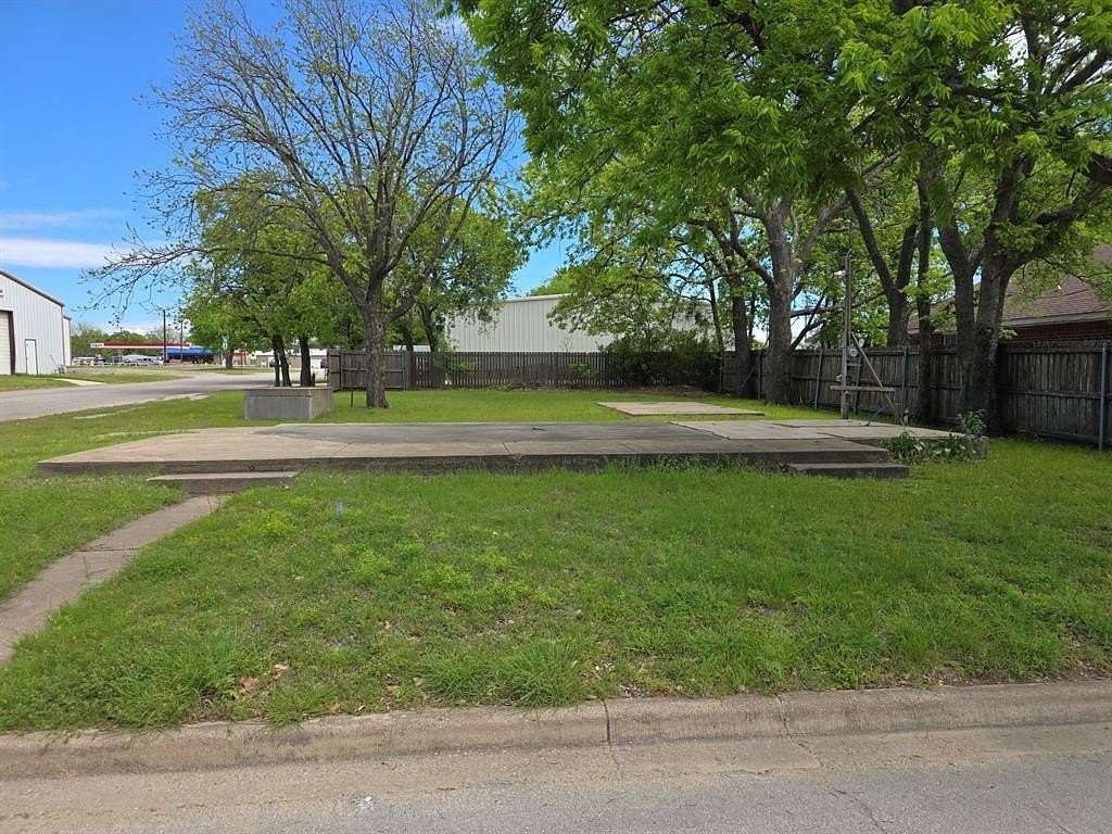 Mixed-Use Land for Sale in Cleburne, Texas