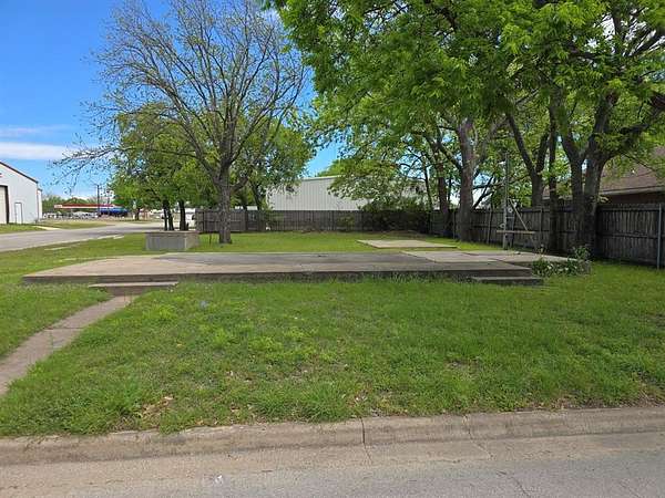 Mixed-Use Land for Sale in Cleburne, Texas