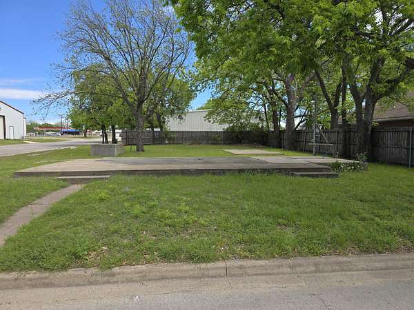 Mixed-Use Land for Sale in Cleburne, Texas