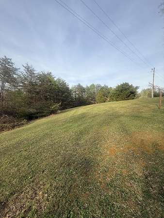 3 Acres of Residential Land for Sale in Monticello, Kentucky