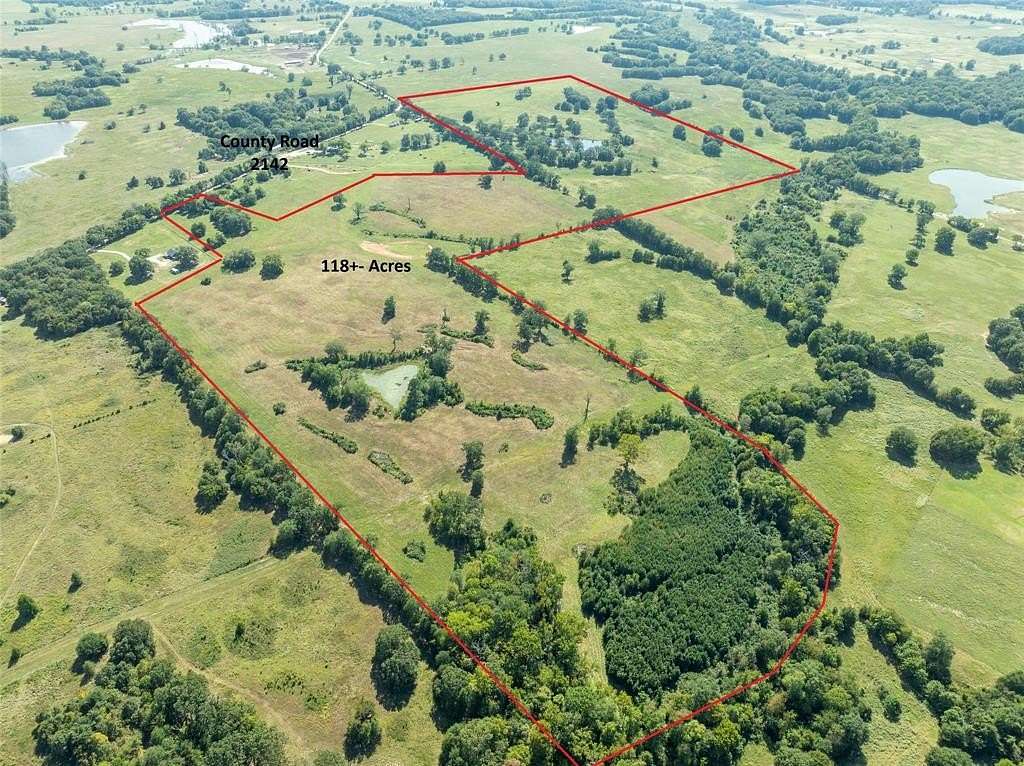 118 Acres of Land for Sale in Bagwell, Texas