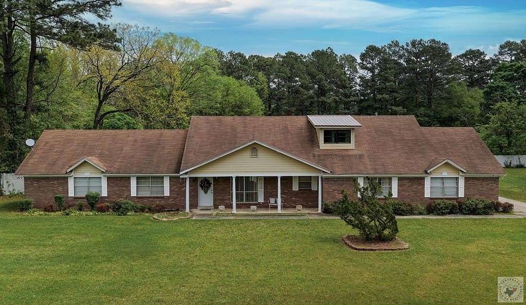 1.88 Acres of Land with Home for Sale in Texarkana, Texas