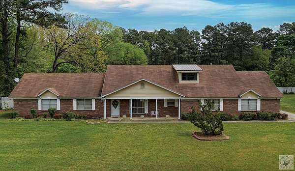 1.88 Acres of Land with Home for Sale in Texarkana, Texas