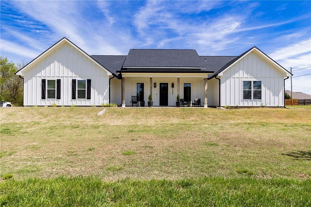 2.49 Acres of Land with Home for Sale in Fayetteville, Arkansas