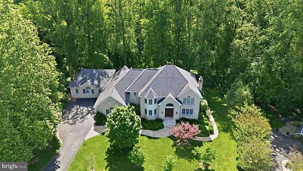 1.6 Acres of Land with Home for Sale in Vienna, Virginia