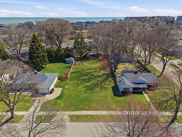0.18 Acres of Residential Land for Sale in St. Francis, Wisconsin