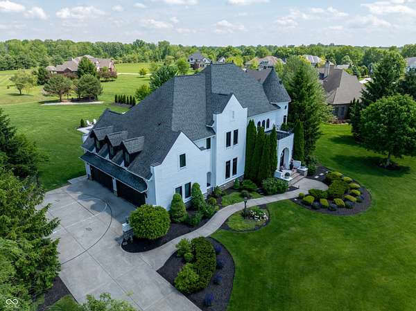 2 Acres of Land with Home for Sale in Zionsville, Indiana