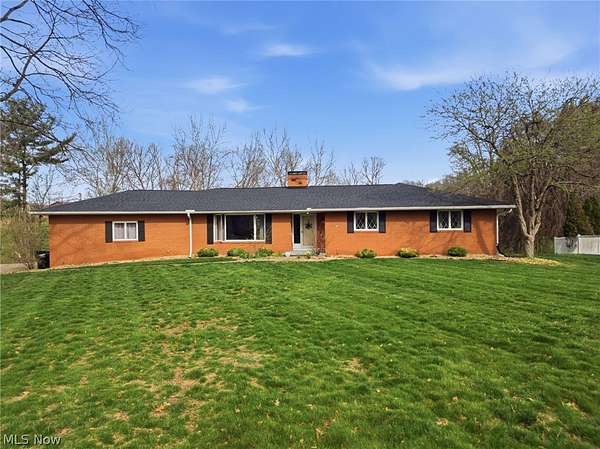 6.62 Acres of Land with Home for Sale in Zanesville, Ohio