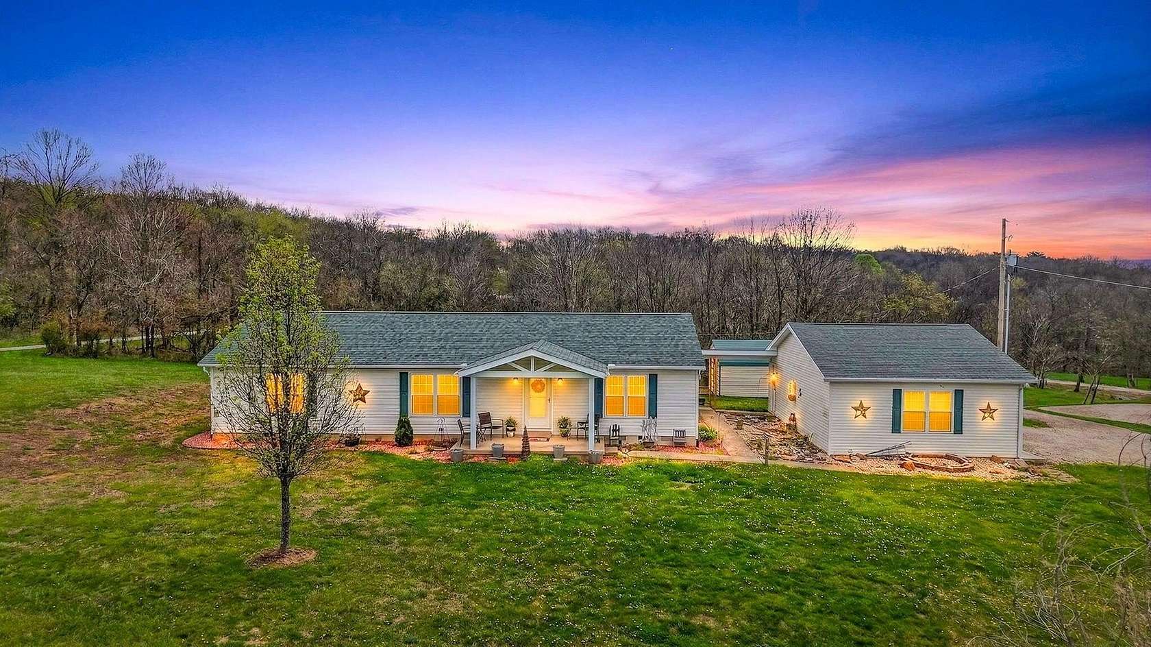 2 Acres of Land with Home for Sale in Chillicothe, Ohio