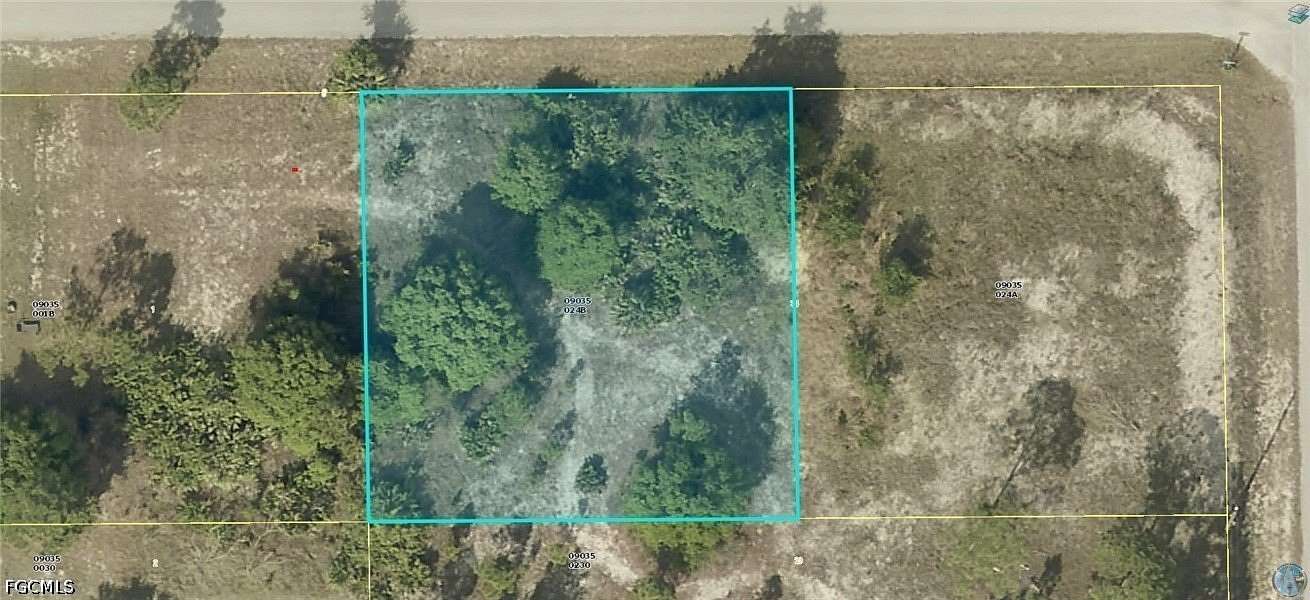 0.25 Acres of Residential Land for Sale in Lehigh Acres, Florida