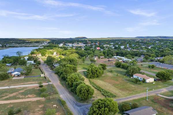 1.4 Acres of Residential Land for Sale in Llano, Texas
