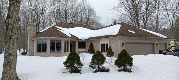 1.7 Acres of Land with Home for Sale in Gladstone, Michigan