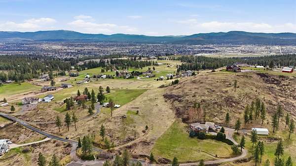 5 Acres of Residential Land for Sale in Spokane, Washington