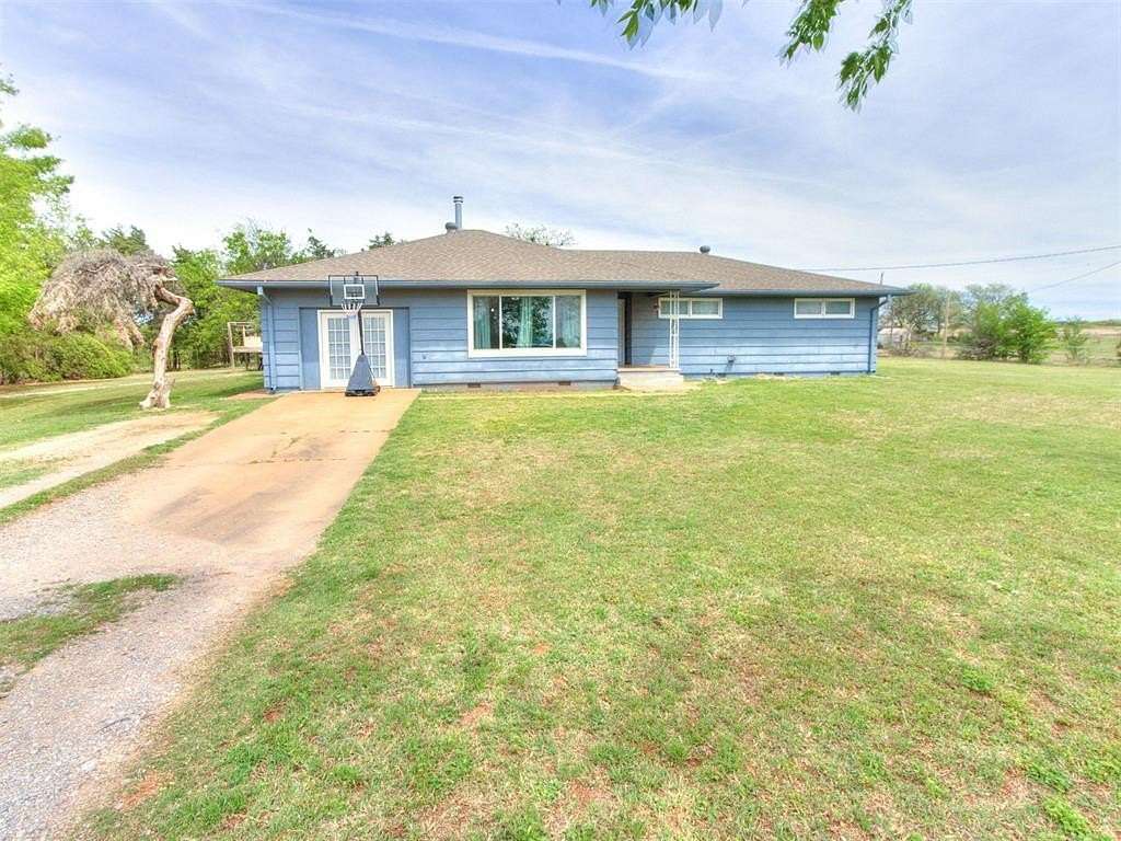 10 Acres of Land with Home for Sale in Blanchard, Oklahoma