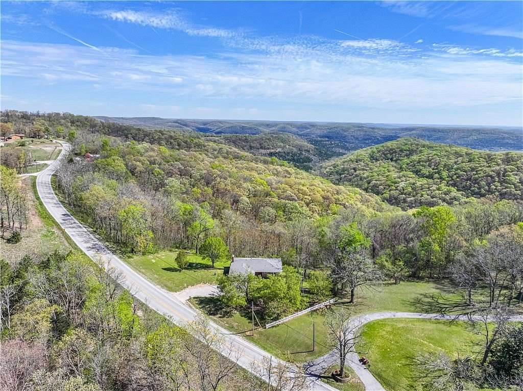 4.6 Acres of Improved Mixed-Use Land for Sale in Eureka Springs, Arkansas