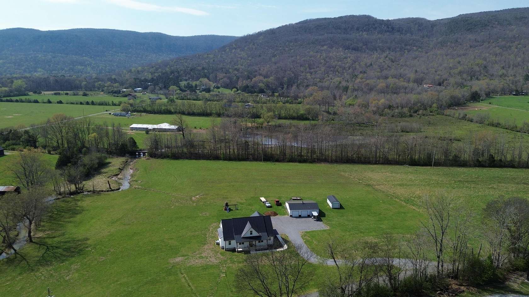 7 Acres of Land with Home for Sale in Whitwell, Tennessee