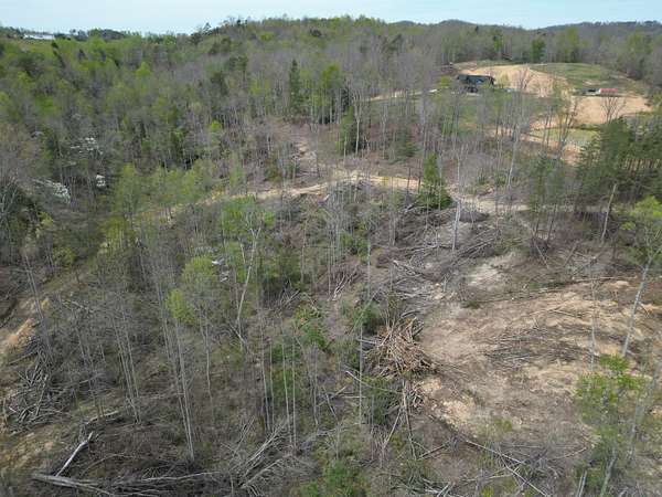 10 Acres of Recreational & Residential Land for Sale in Williamsburg, Kentucky