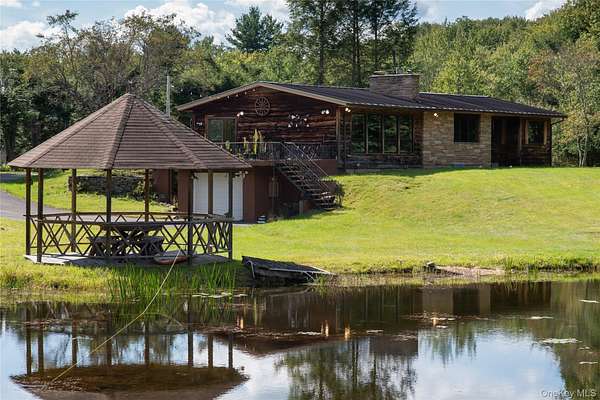 11.2 Acres of Land with Home for Sale in Woodbourne, New York