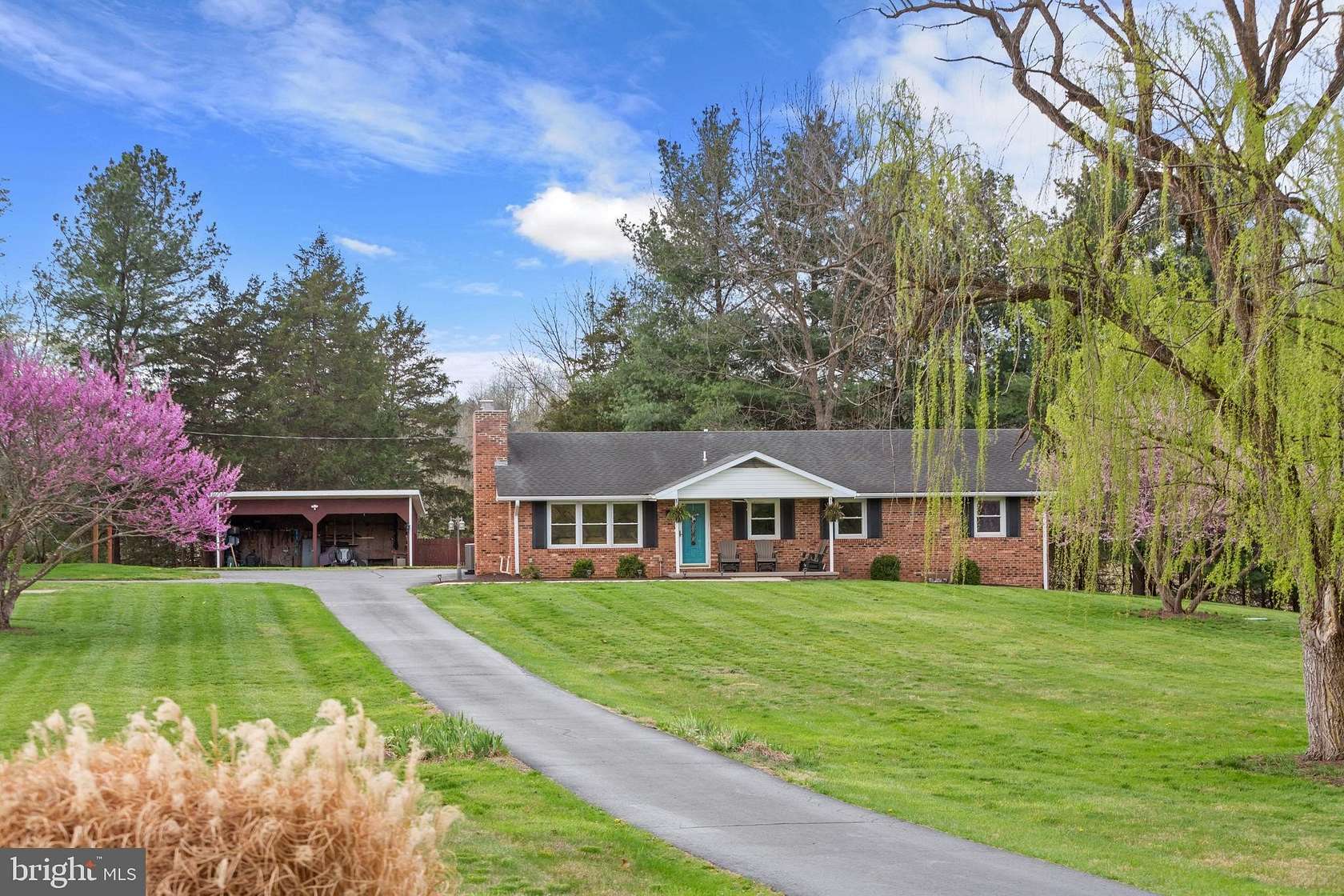 4.5 Acres of Land with Home for Sale in New Market, Virginia