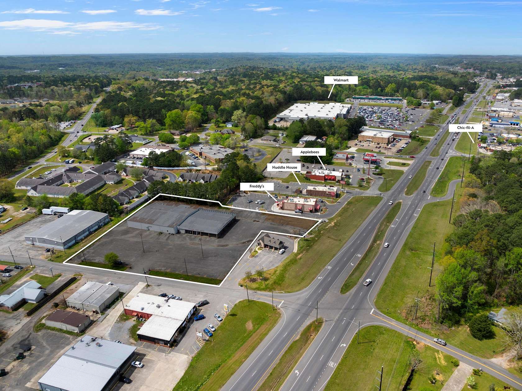 3 Acres of Improved Commercial Land for Sale in Jasper, Alabama
