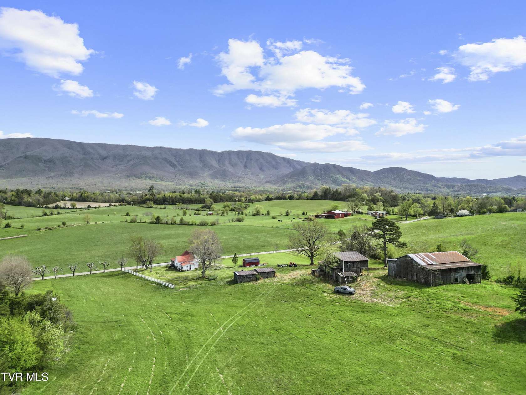 5.19 Acres of Residential Land for Sale in Greeneville, Tennessee