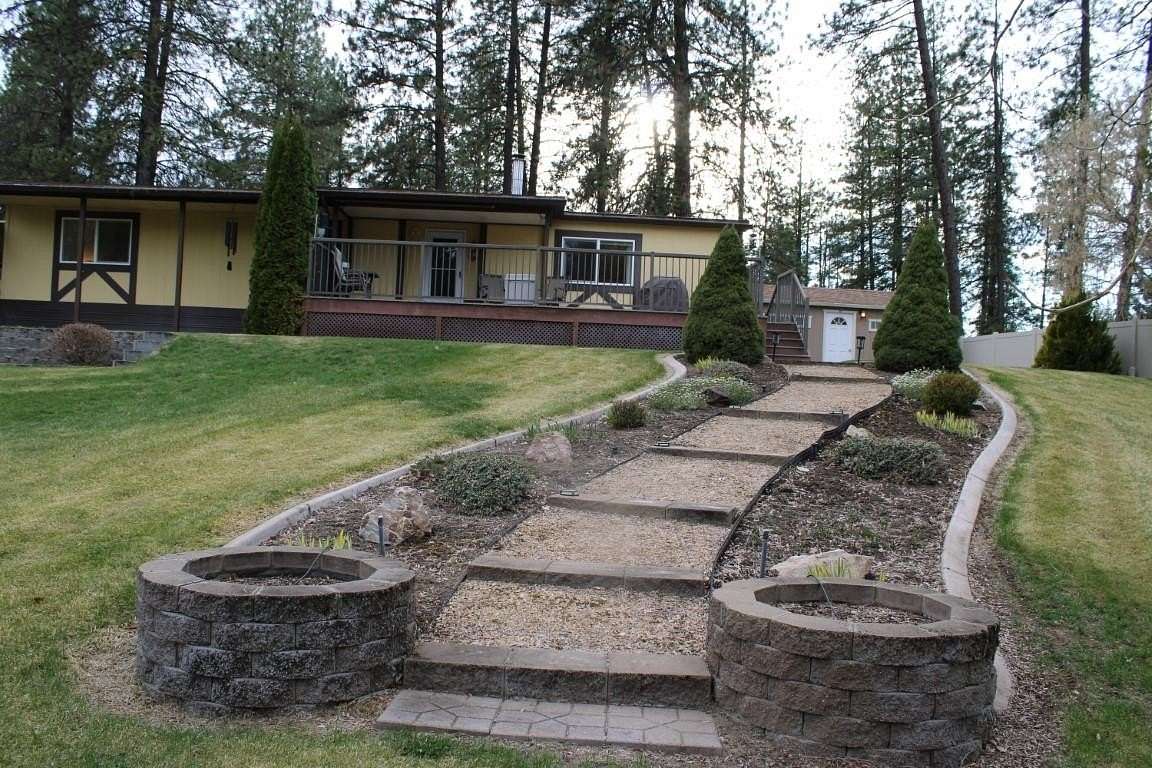 4 Acres of Land with Home for Sale in Kettle Falls, Washington