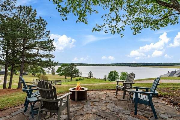 1.53 Acres of Land with Home for Sale in Athens, Texas