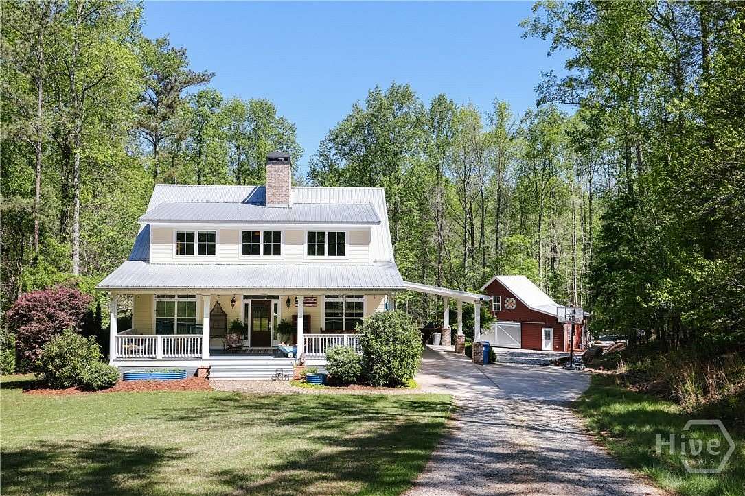 4.62 Acres of Land with Home for Sale in Bogart, Georgia