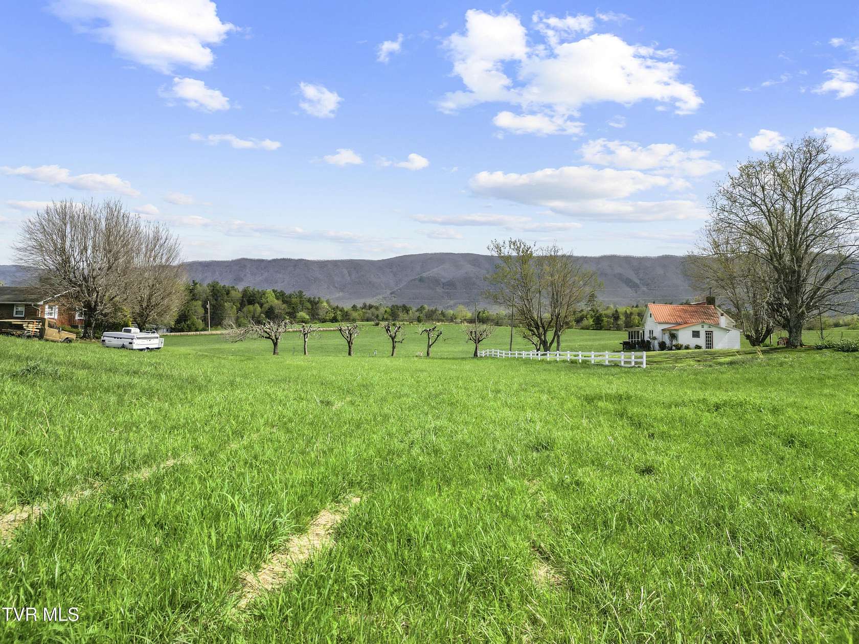 15 Acres of Land for Sale in Greeneville, Tennessee